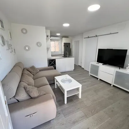 Διαμέρισμα Apartamento Criss Τορεβιέχα